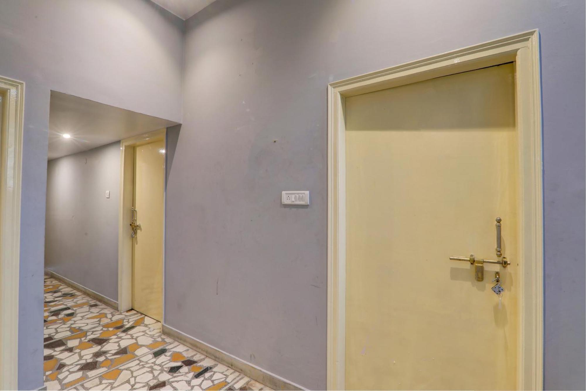 Hotel O Flagship Adbhut Moment Hotel Váránaszi Kültér fotó